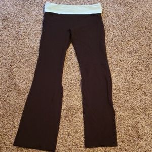 yoga pants